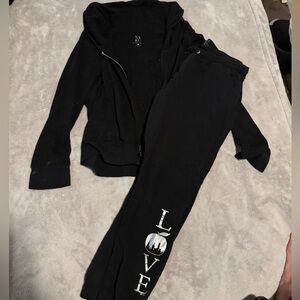 New York & Company Black Sweater & Joggers Set